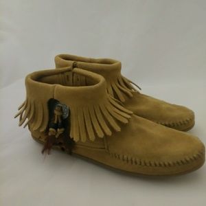Minnetonka fringe boots